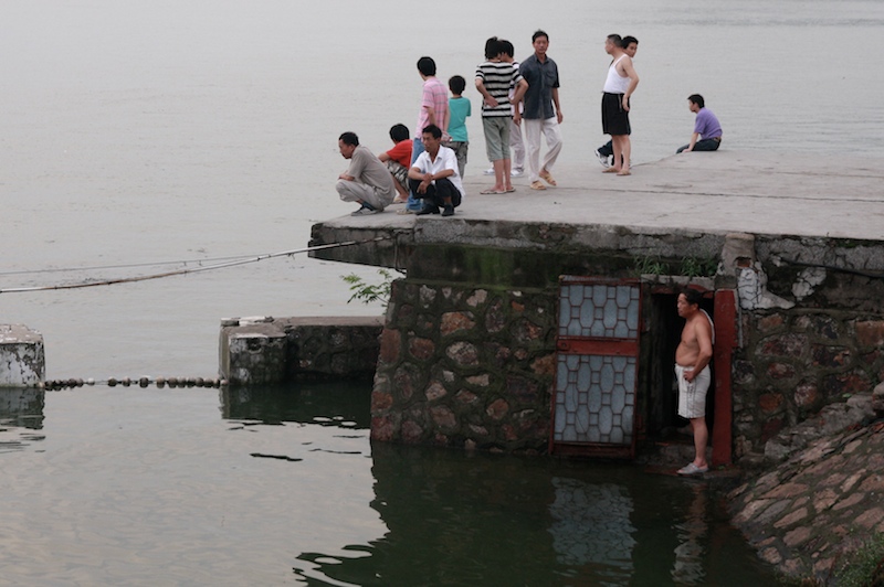Wuhan East Lake Posing